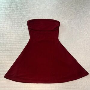 Windsor Strapless Burgundy Dress